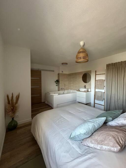 Romantique Room Muret Exterior foto